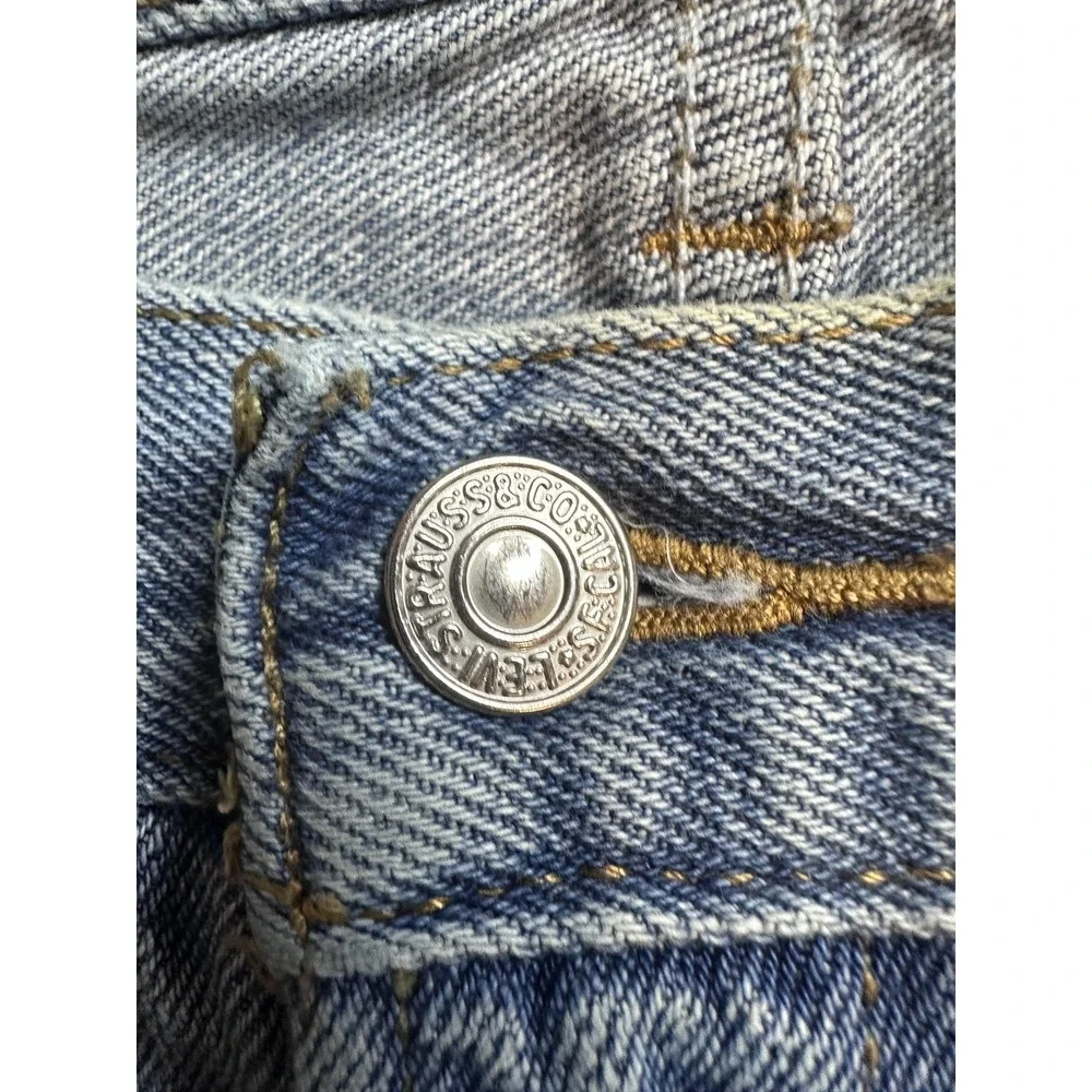 Vintage‎ Levi's 550 Relaxed Fit Jeans Mens 40x32 Light Wash Blue Tapered Denim